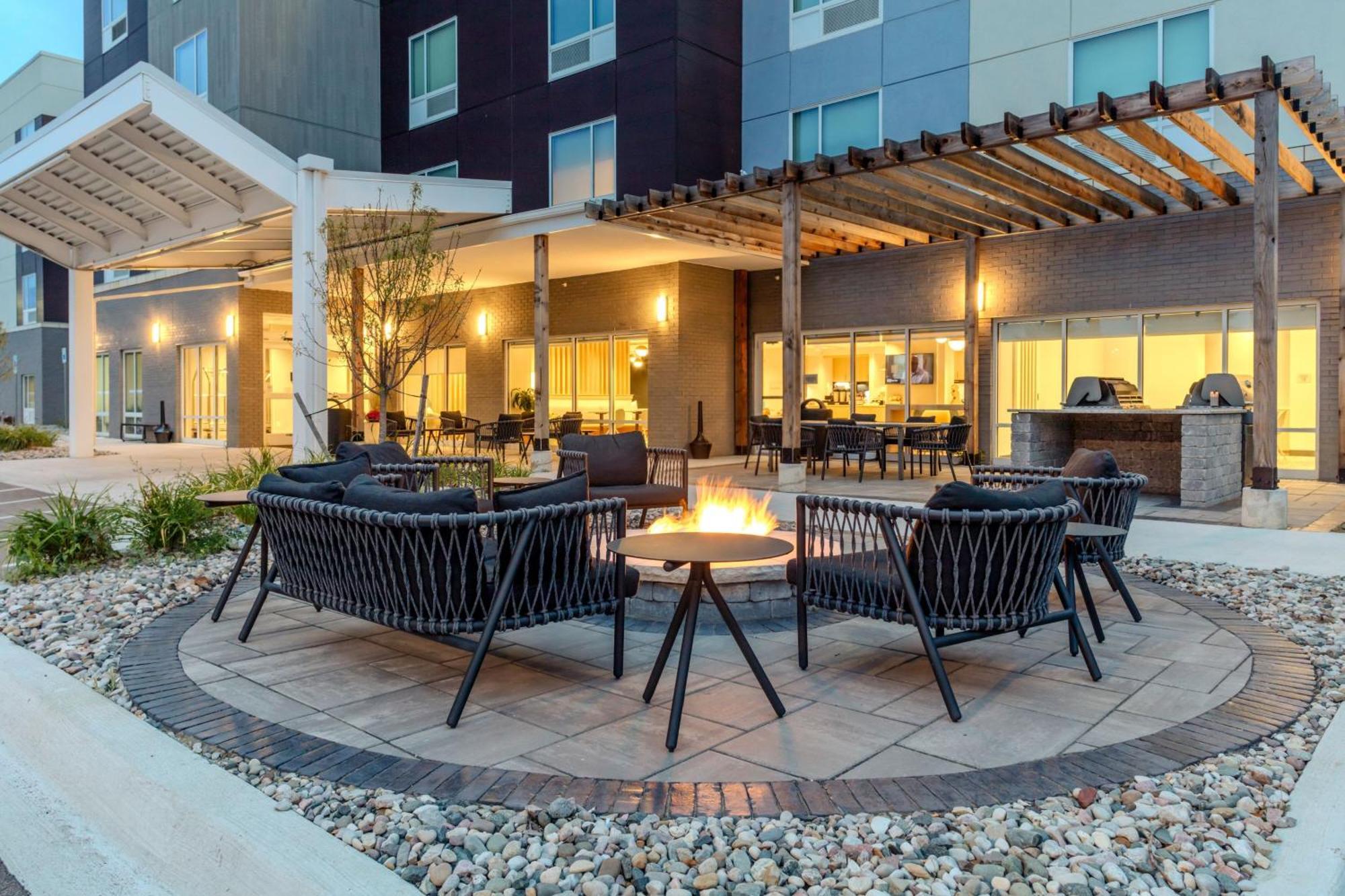 Towneplace Suites By Marriott Chesterfield Eksteriør billede